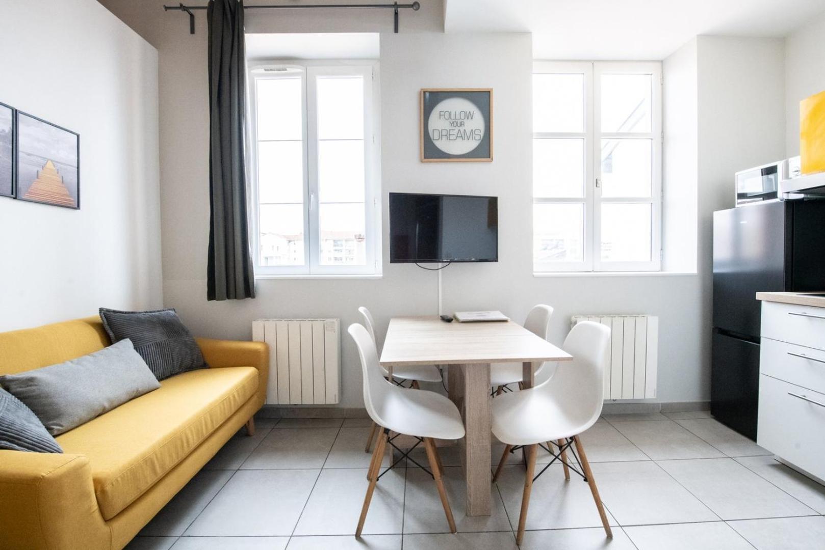 Duplex Scandinave A Cosy Et Calme - Lyon Part-Dieu Buitenkant foto